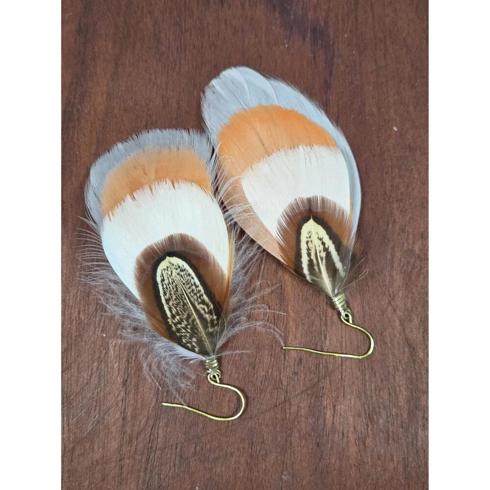 Boho Layered Feather Drop Earrings – Peach, Orange & Brown Patterned Gold-Tone